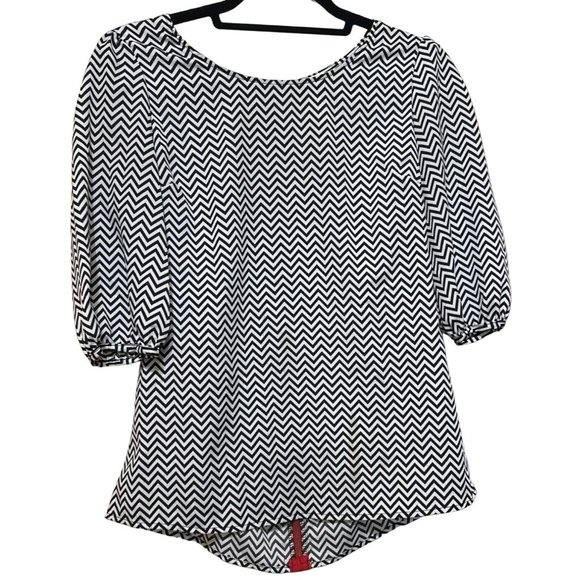 Bee Stitched Brand Chevron Blouse Black & White 100% Polyester Women Size Small - Picture 1 of 14